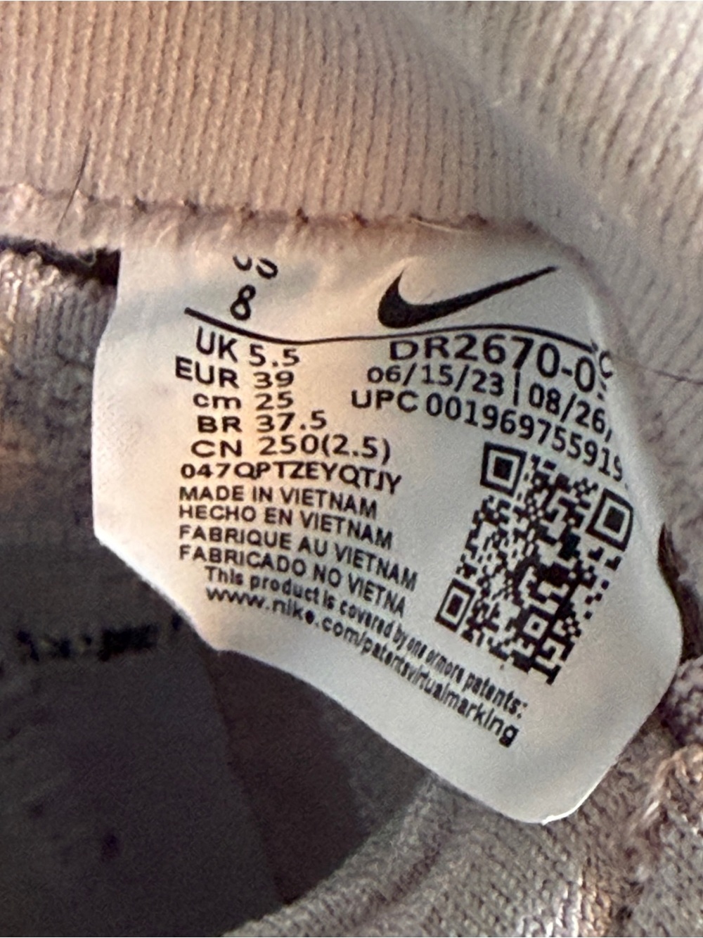 -Nike Women's ReactX Infinity Run 4 running shoes women’s size 8 SKU: DR2670-010 - Picture 8 of 12